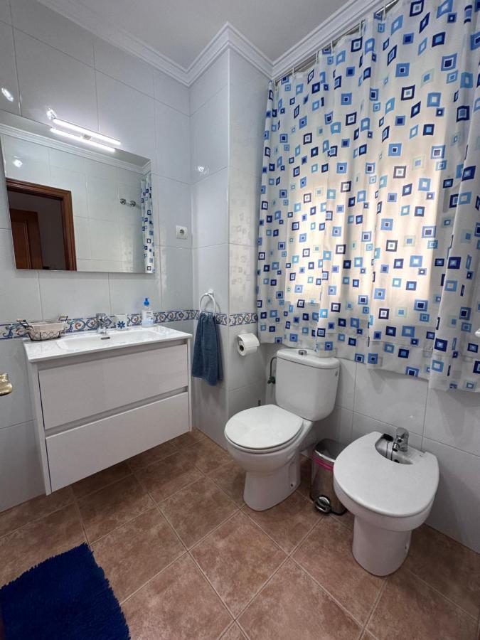 Apartamentos La Caleta Калета-де-Велес Экстерьер фото